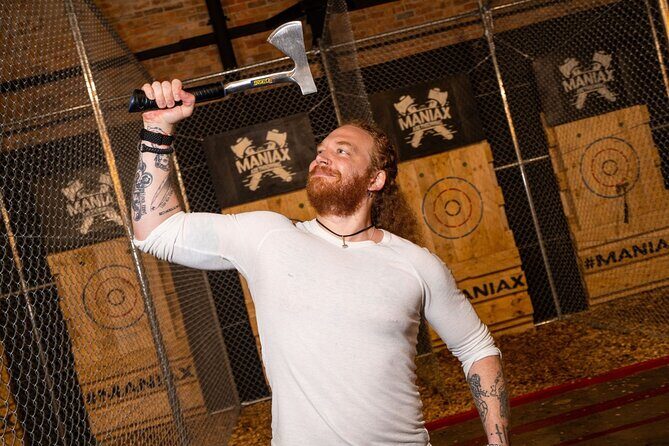 MANIAX Melbourne CBD - Axe Throwing Session 1 Hour - The Experience Itself: What to Expect