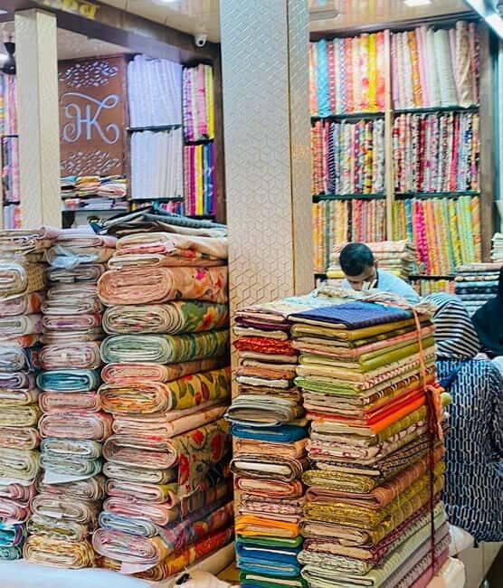 Markets of Mumbai Walking Tour - How the Tour Is Priced and What You Get