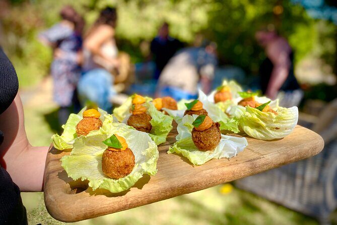 McLaren Vale 4x4 Premium Food and Wine Tour with Private Lunch - What Makes This Tour Stand Out