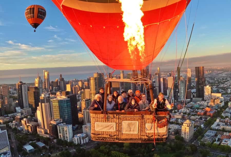 Melbourne: 1-Hour Hot Air Balloon Flight at Sunrise - What to Expect During the Flight