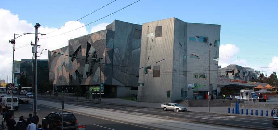 Melbourne 3-Hour Small Group Tour with Beach Boxes - An overview of the itinerary