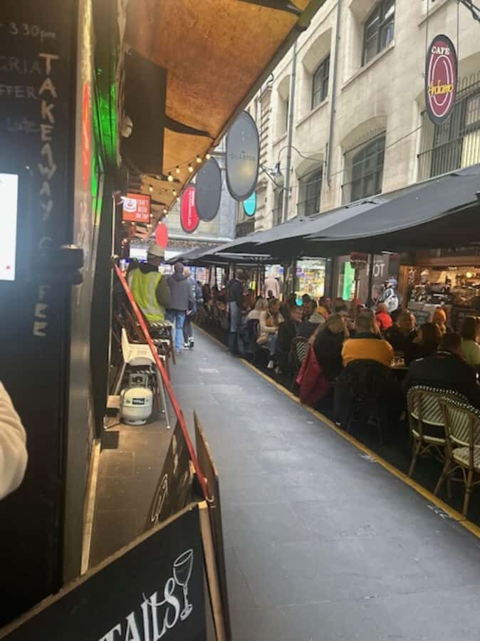 Melbourne Brunch & Coffee Iconic Laneway Degraves Espresso - Practical Details and Why They Matter
