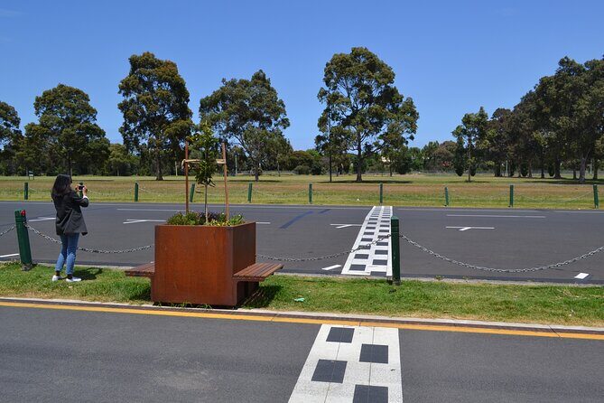 Melbourne Drive by Day - Private Tour - FAQs