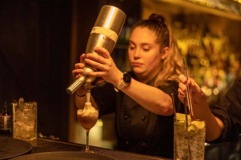 Melbourne: Local Laneway Bars and Their Stories - Practical Details and Tips