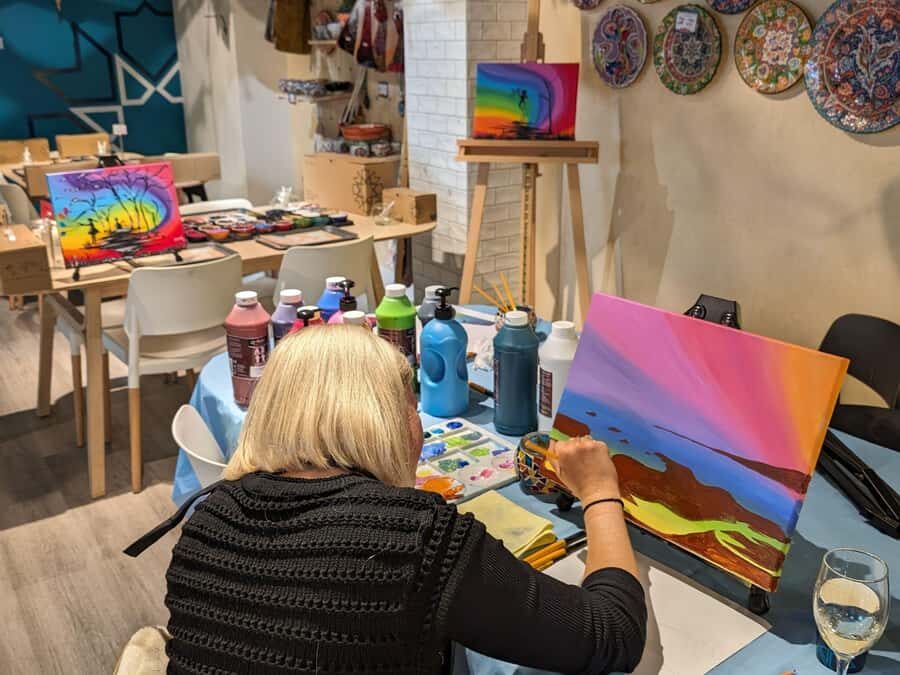Melbourne: Paint and Sip Classes - Acrylic, Canvas & Wine - The Itinerary Breakdown