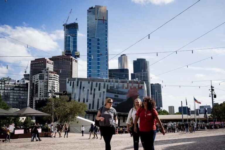 Melbourne: Private Bites & Sights Tour w/ Observation Deck - Practical Details and Tips