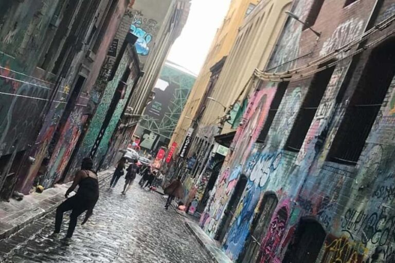 Melbourne: Private Custom Walking Tour with Local Guide - Itinerary and Highlights in Detail