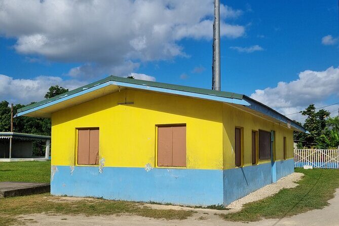 Mele Village Guided Walking Tour - The Practical Side: Comfort, Timing, and Group Size