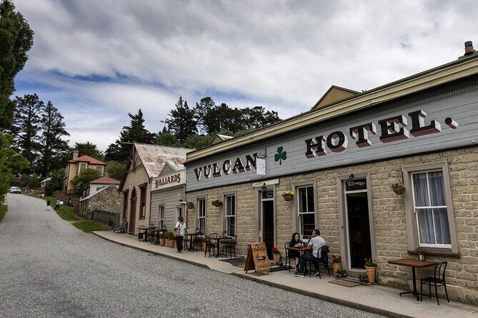 Middlemarch to Queenstown One-Way Small-Group Scenic Tour - Practical Details and Traveler Tips