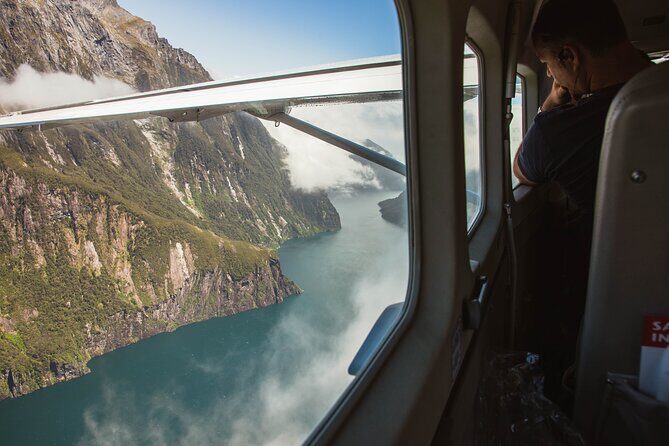 Milford Sound Cruise with Round-Trip Flights from Queenstown - The Itinerary in Detail