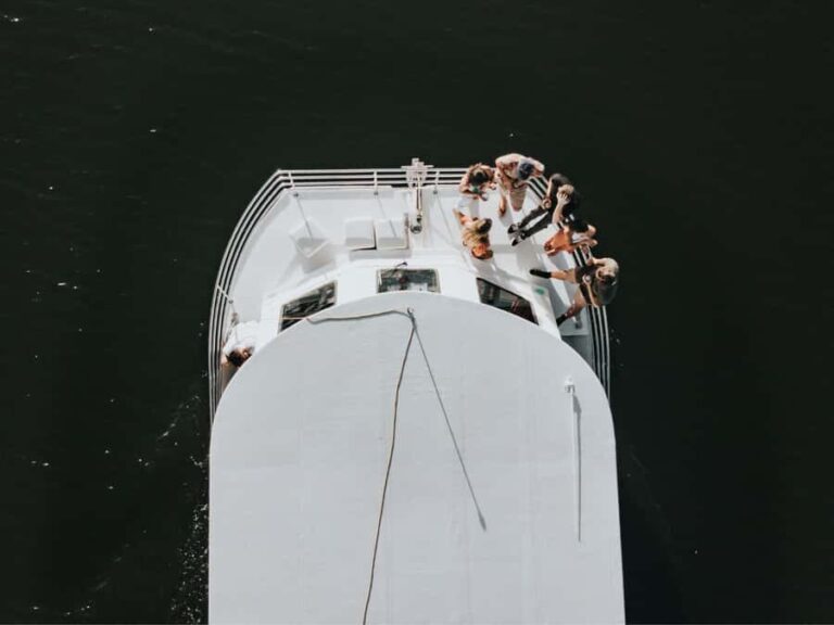 Mooloolaba: Seafood Lunch Cruise - What You Can Expect