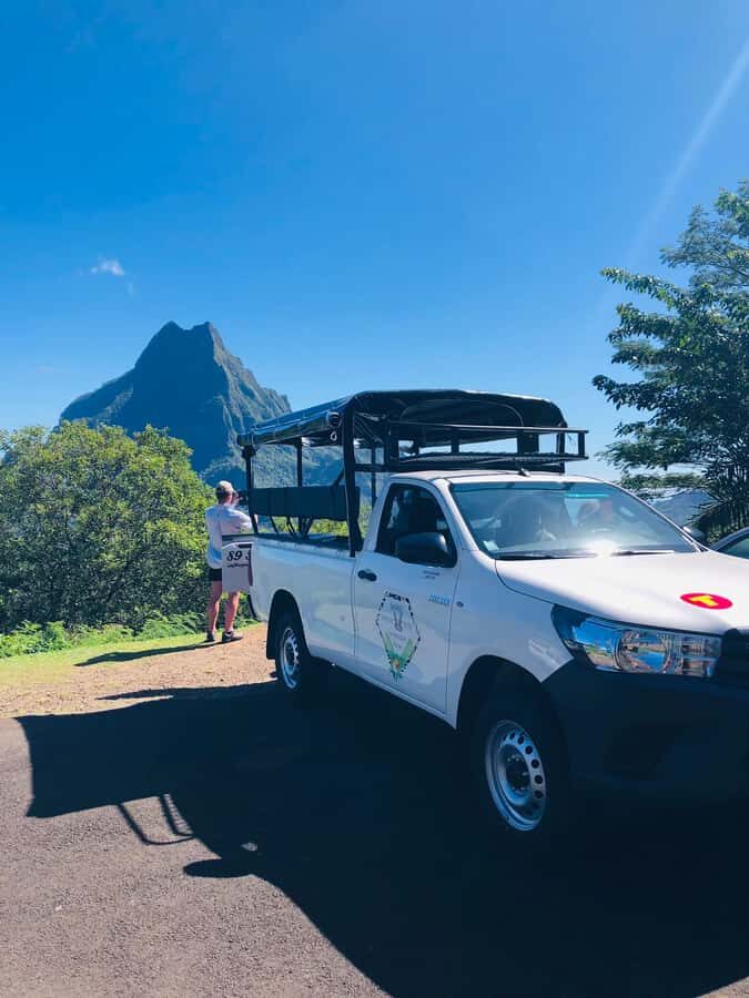 Moorea:4X4 safari excursion between land and sea with lunch - The Practical Details