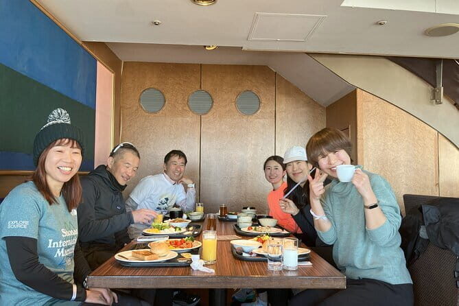 Morning running tour of Yokohama - Morning running and breakfast - with local guide Minato Mirai and Chinatown - Exploring Yokohama on Foot and by Running