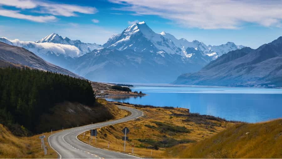 Mount Cook Full-Day Tour: Queenstown to Christchurch - The Real Traveler Experience