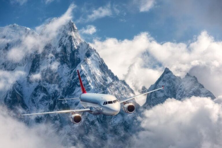 Mount Everest scenic mountain flight Nepal: Shree airlines - Who Should Consider This Tour?