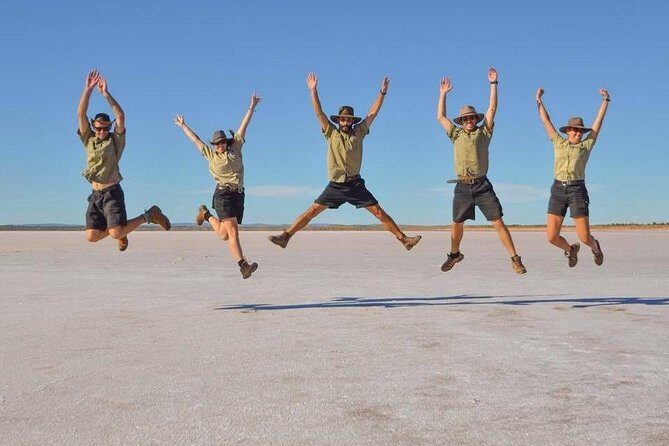 Mt Conner 4WD Small Group Tour from Ayers Rock Resort inc Dinner - Who Should Consider This Tour?