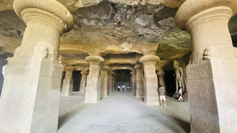 Mumbai: Half Day Elephanta Caves Guided Tour with Ferry Ride - Authenticity and Unique Experiences