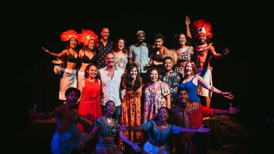Nadi: VOU Evening Dinner and Show Experience - What You Can Expect from This Experience