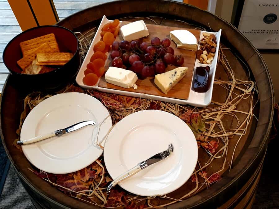 Napier: Afternoon Winery Tour Tasting at 3 Great Wineries - What Makes This Tour Stand Out?