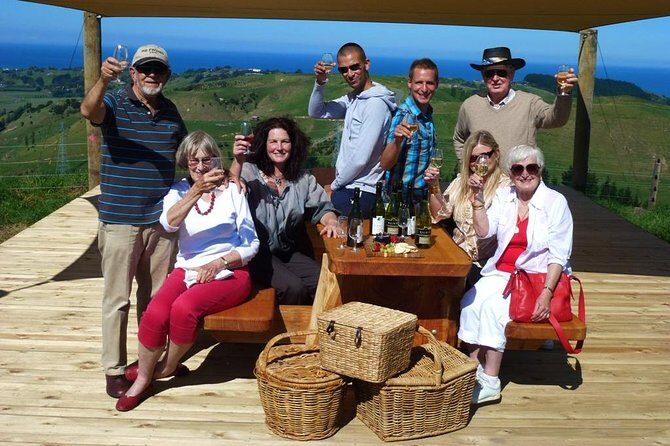 Napier Shore Excursion: Wine & Art Deco Tour - Detailed Breakdown of the Itinerary