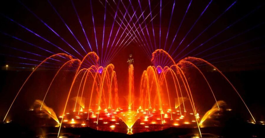 New Delhi: Akshardham Temple Light Show with Custom Add-Ons - Who Should Consider This Tour?