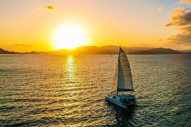NEW SUNSET TOUR-Airlie Beach Sunset Sail in Style- BYO drinks - Who Will Love This Tour?