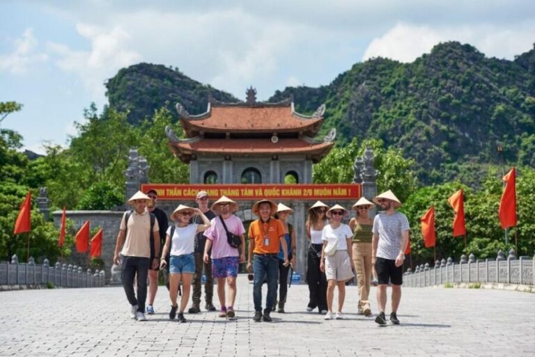 Ninh Binh tours: Hoa Lu - Tam Coc - Cycling 1 day - The Detailed Itinerary