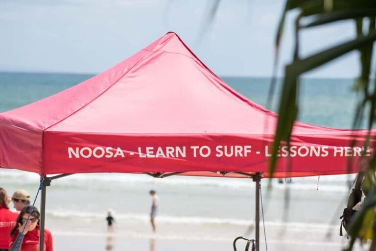Noosa Heads - 2-Hour Surf Lesson with Expert Instructors - Arriving and Meeting the Instructors