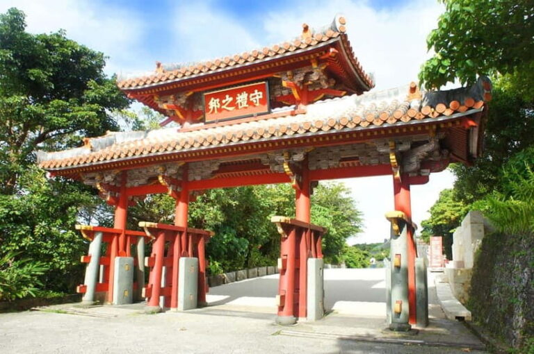 Okinawa: Double-Decker Open Top Bus Tour for Shuri Castle - The Experience: What Travelers Say