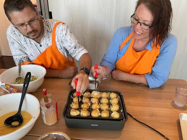 Okonomiyaki or Ramen&Gyoza Class with Local Shop Tour - What Makes This Cooking Class Special?