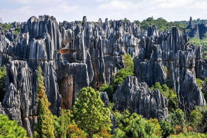 One day Stone Forest and Nuohei Yi Village Tour - FAQ
