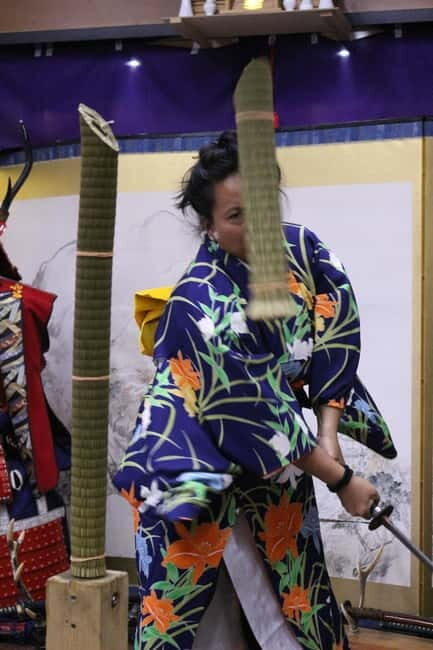 Osaka: 90-Minute Samurai Armor & Sword Lesson near Castle - An In-Depth Look at the Samurai Experience Near Osaka Castle