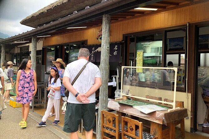 Oshino Hakkai and Kitaguchi Hongu Fuji Sengen Shrine Guided Tour - Analyzing the Value
