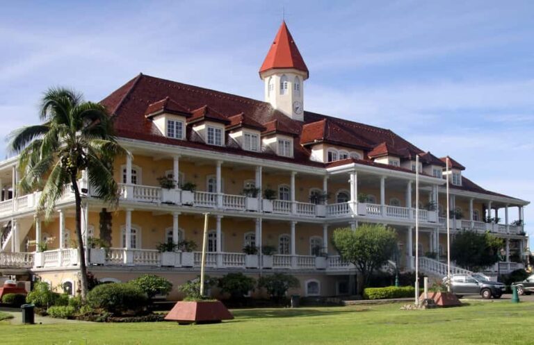 Papeete : walking tour - Who Should Sign Up?