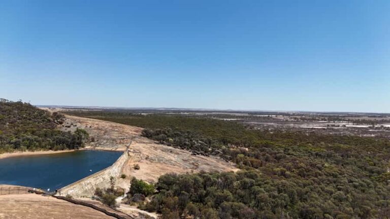 Perth: Wave Rock, Mulka's Cave, and York (Full Day Tour) - Practical Details: Making the Most of the Tour