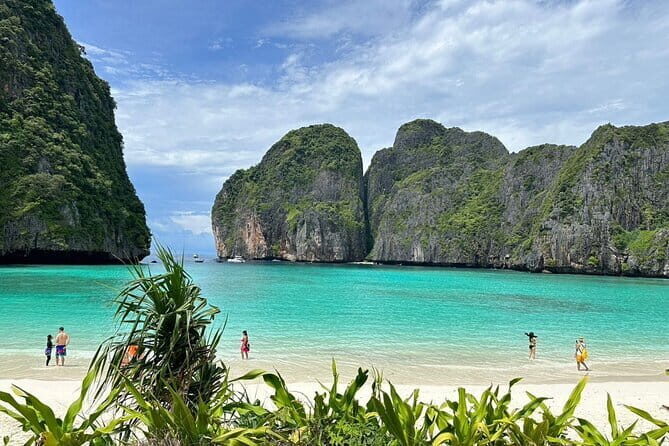 Phi Phi, Maya & Khai. One day trip by speed boat. - The value of this experience