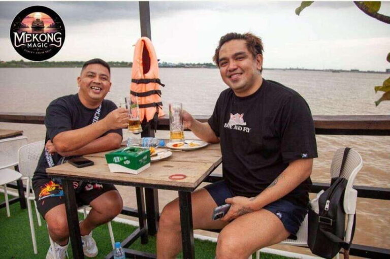 Phnom Penh: Sunset Cruise with freeflow beers & BBQ buffet - The Experience According to Reviews