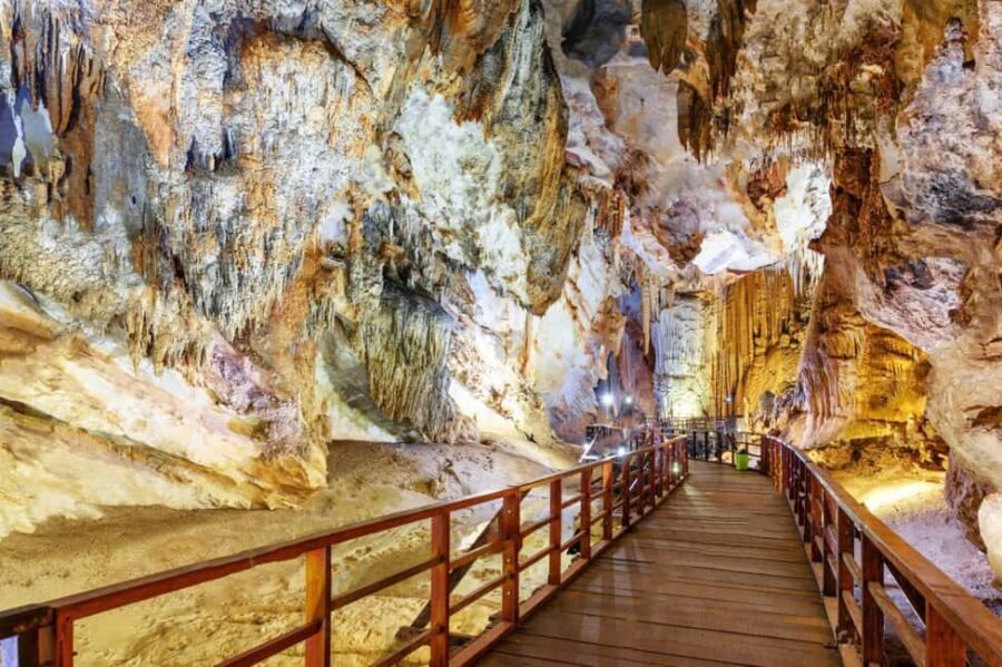 Phong Nha National Park: Paradise Cave Half-Day Tour - Visiting Paradise Cave
