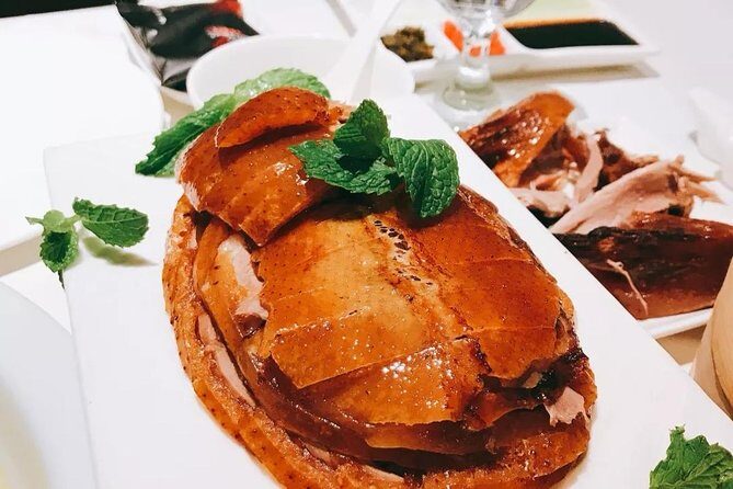 Private Beijing Night Tour: Acrobatic Show and Peking Duck Dinner - What Makes This Tour Stand Out?