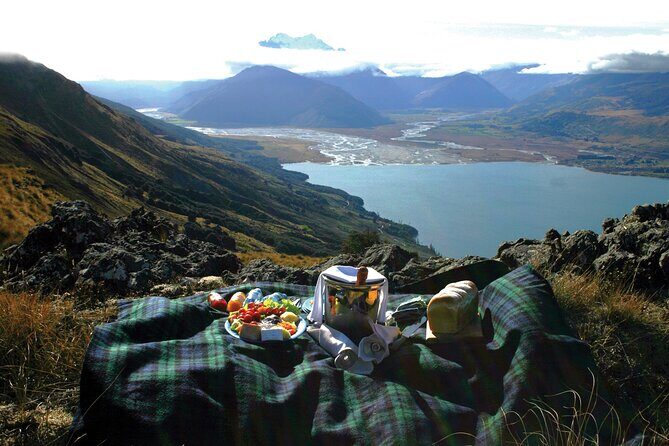 Private Champagne Picnic on a Peak with Helicopter Ride - The Landing at Cecil Peak: A Mountain Top Picnic