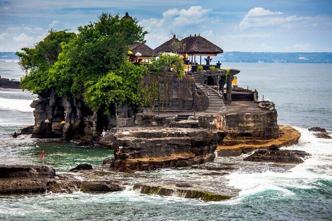 Private Day Tour in Ubud and Tanah Lot Temple - Practical Details and What They Mean for You