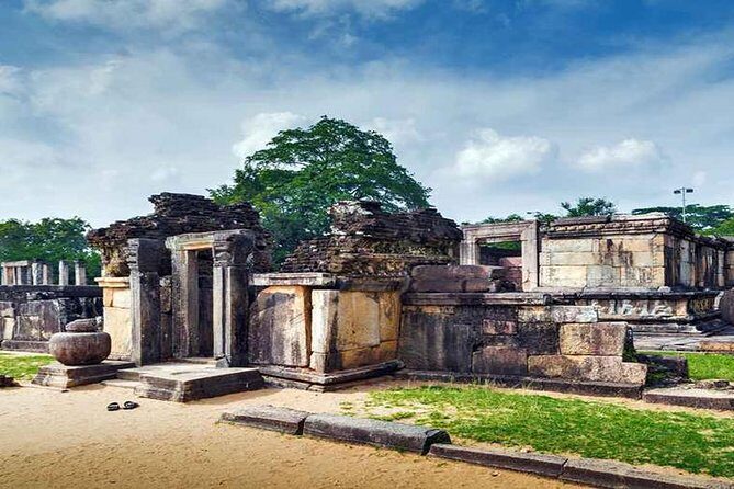 Private Day Trip To Anuradhapura Ancient City - FAQs