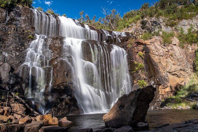 Private Day Trip to Nature's Wonderland Grampians Grandeur - Transportation and Guides: Comfort and Knowledge