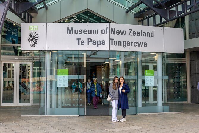 PRIVATE Full Day guided tour of Wellington including Te Papa Tour - Mount Victoria Lookout: The City’s Best Vantage Point