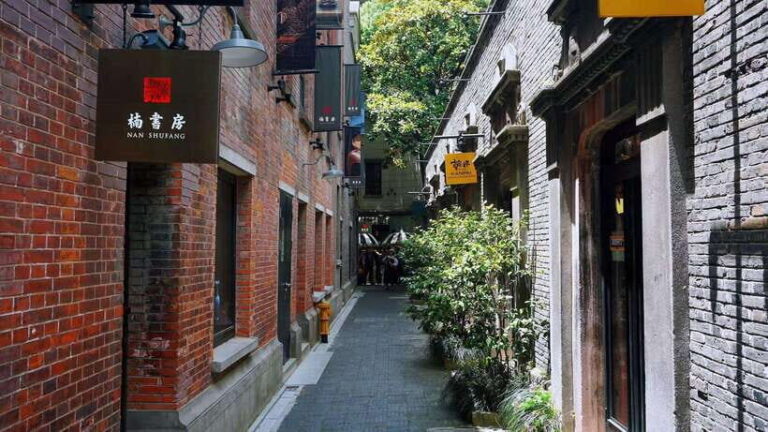 Private Full-Day Tour: Incredible Shanghai Highlights - A Deep Dive into the Itinerary