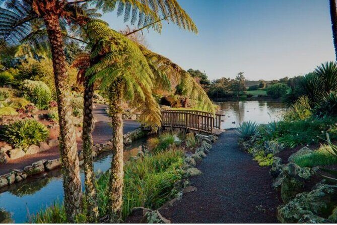 Private Full-Day Auckland Sightseeing Tour with Optional PihaBeach - What’s Included and What’s Not