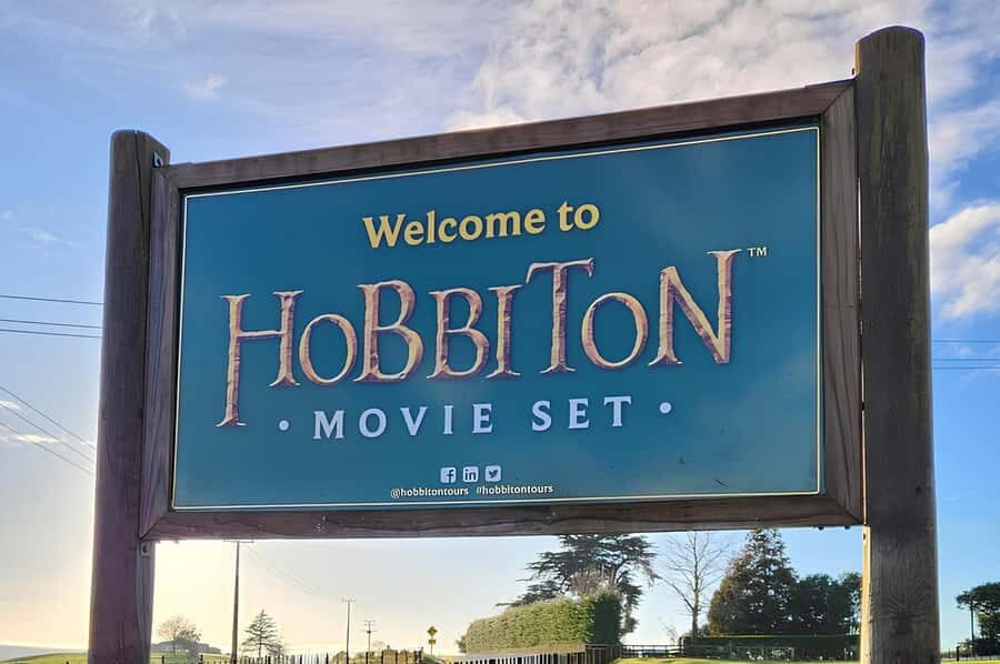Private Hobbiton & BlueSprings & Redwood forest fromAuckland - What to Expect at Each Stop