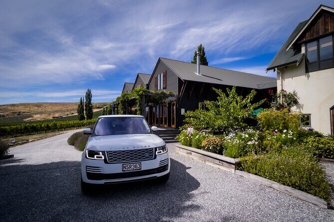Private Luxury Transfer to Bannockburn Vineyard in Queenstown - The Vineyard Visit: What to Expect
