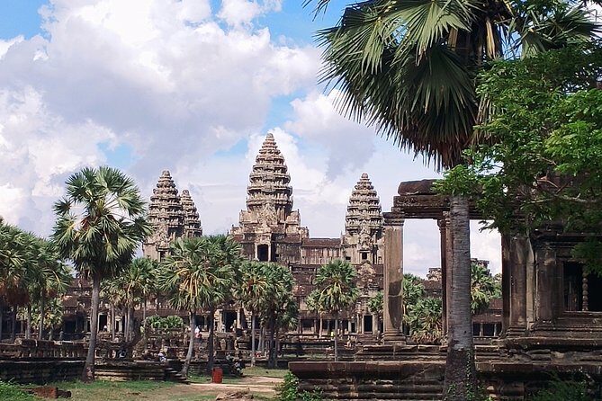 Private One Day Tour with Sunrise at Angkor Wat - Itinerary Breakdown: What You’ll See and Why It Matters