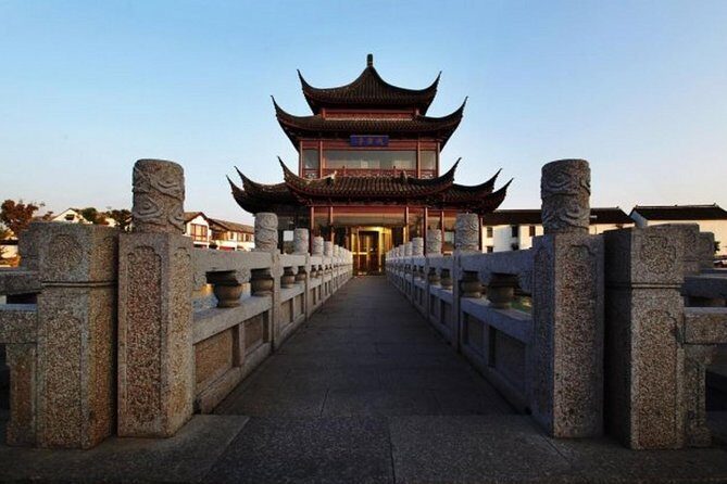 Private Shanghai Layover Tour to Zhaojialou Water Town with Lunch or Dinner - Real Traveler Insights and Experiences